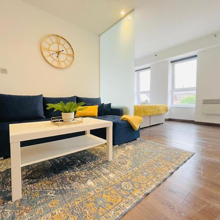 Park Street Apartment Luton By Hostaguest 외부 사진