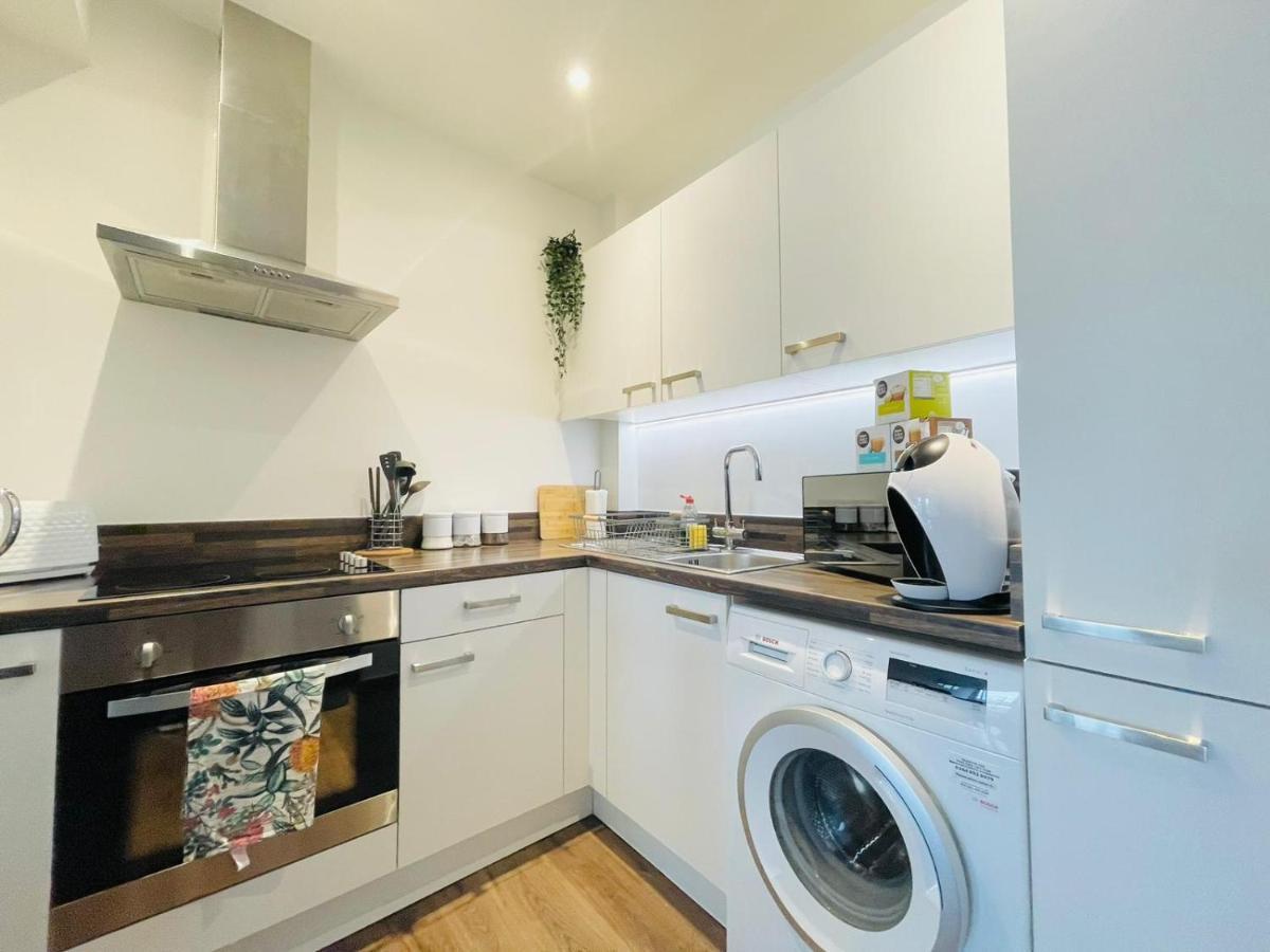 Park Street Apartment Luton By Hostaguest 외부 사진